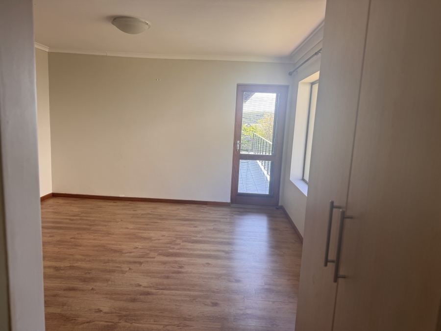 4 Bedroom Property for Sale in Monte Christo Western Cape